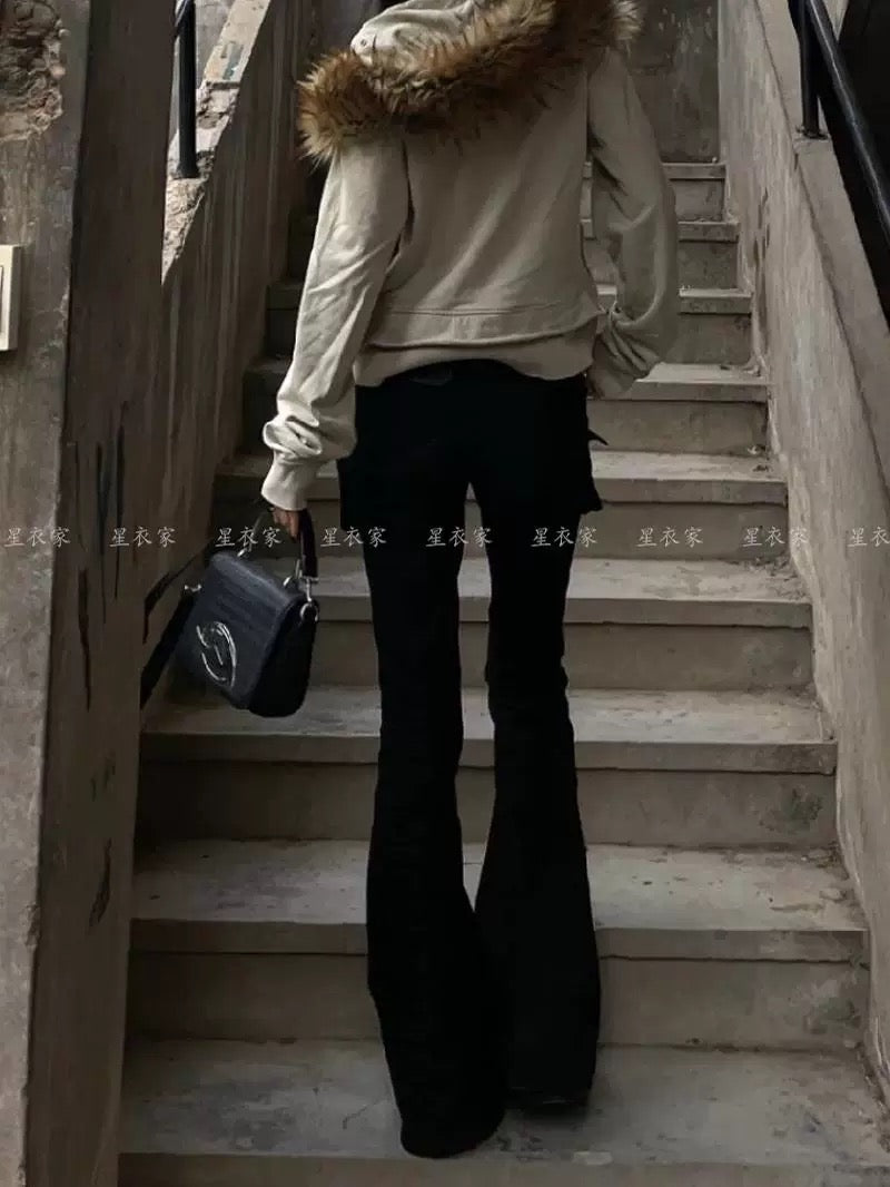 Bullet belt low flared pants